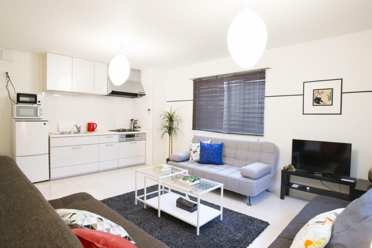 Fujirin Plaza Appartement Osaka Buitenkant foto